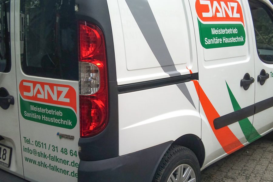 Beklebung der Fahrzeugflotte der Firma Janz Sanitäre Haustechnik